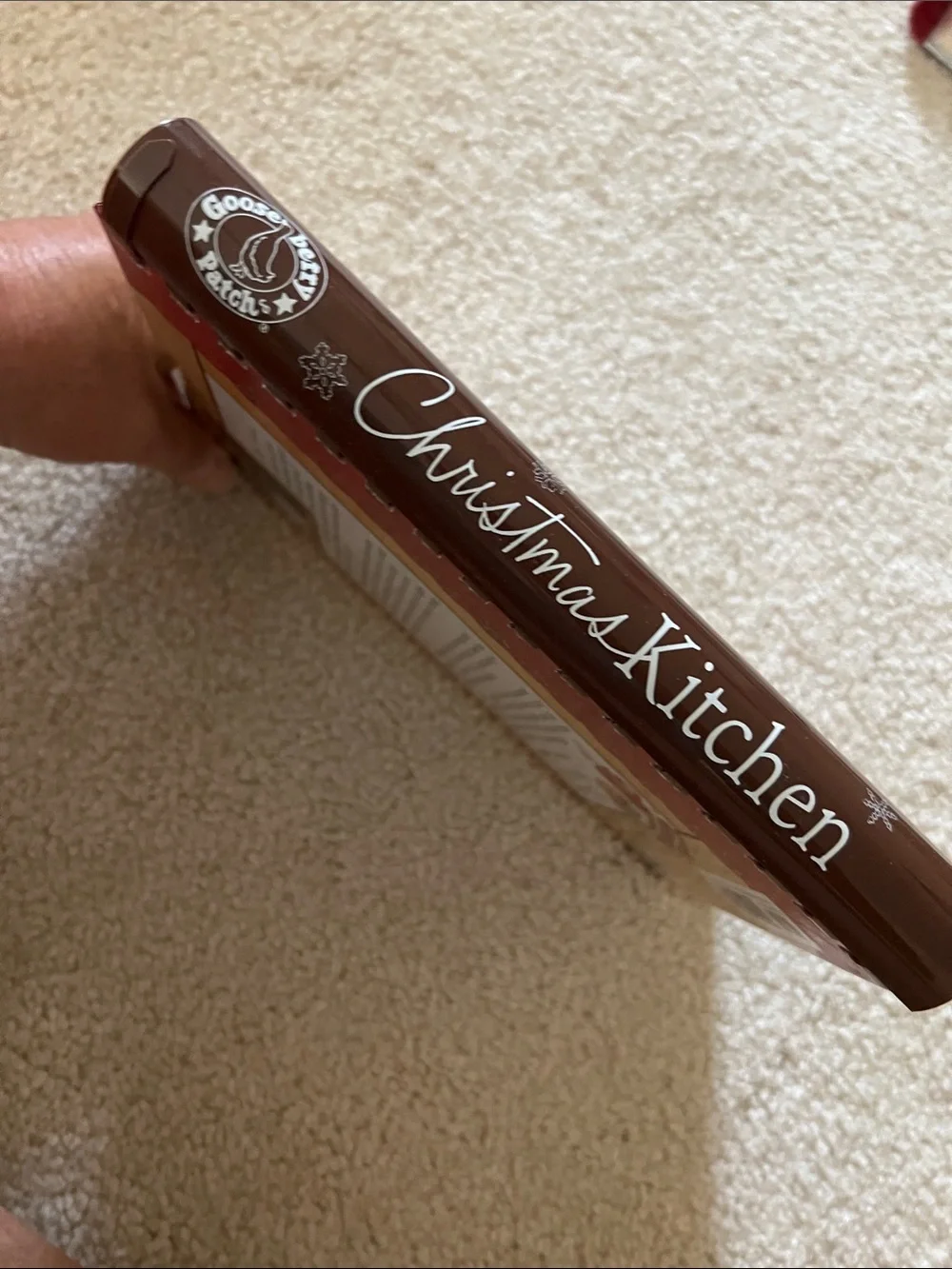Gooseberry Patch Christmas Kitchen Recipe Book - EC